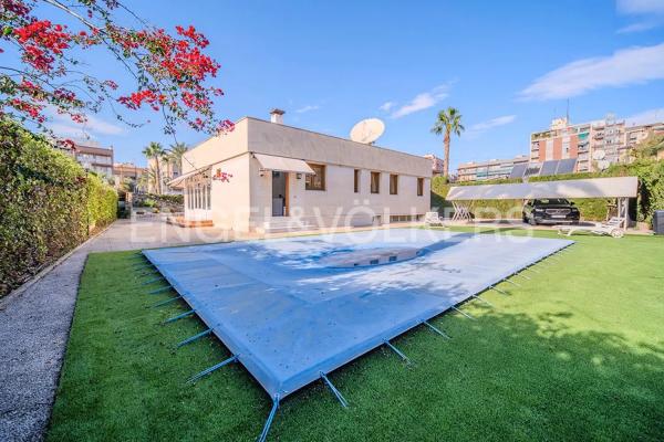 Casa independiente en calle manuel maciá juan, 5