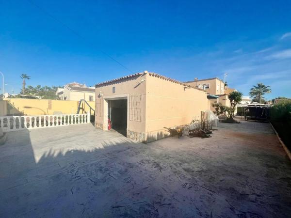 Casa independiente en calle Baltanás