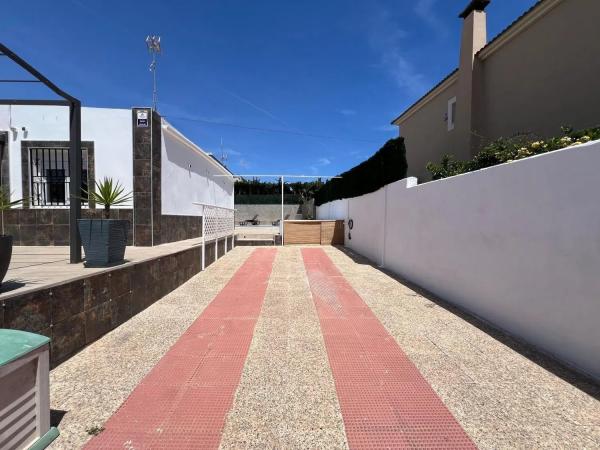 Casa independiente en avenida de Torrevieja