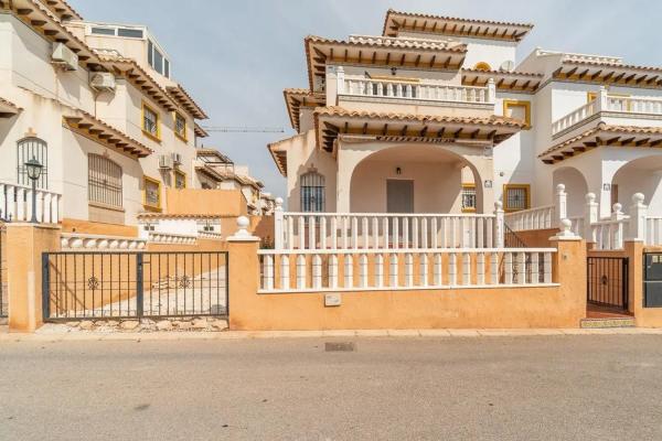 Casa independiente en calle Castillo de la Torre Grosa, 2