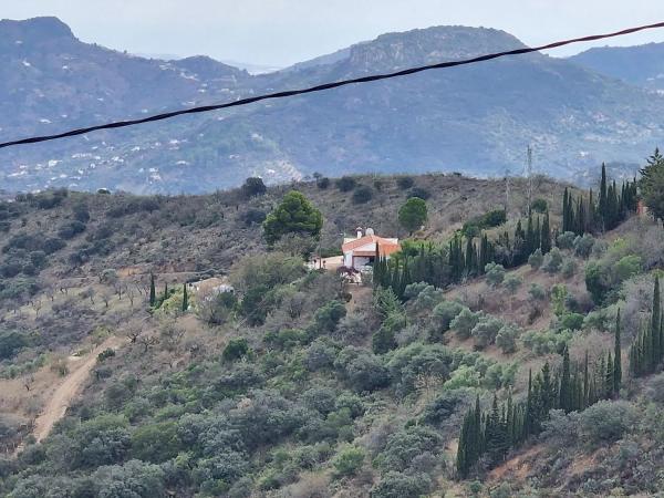 Casa independiente en vereda del Pleito