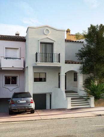 Chalet adosado en calle Colinas del Puerto, 25