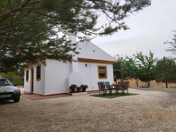 Chalet en Almogía