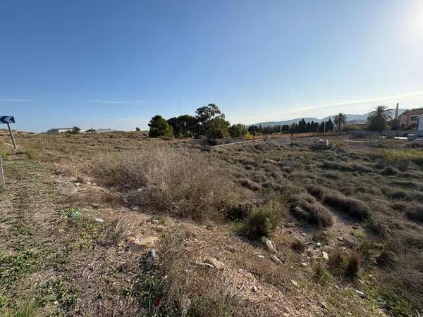 Terreno en carretera Bacarot, 63