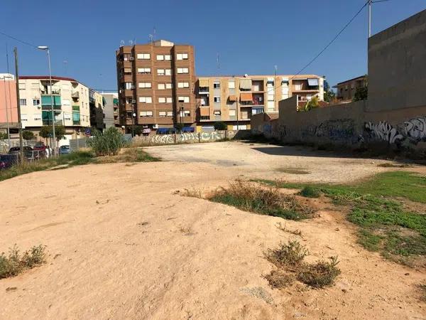 Terreno en calle Joaquín Blume