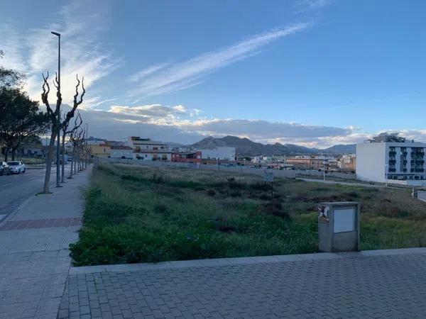 Terreno en calle Vicente Cervera