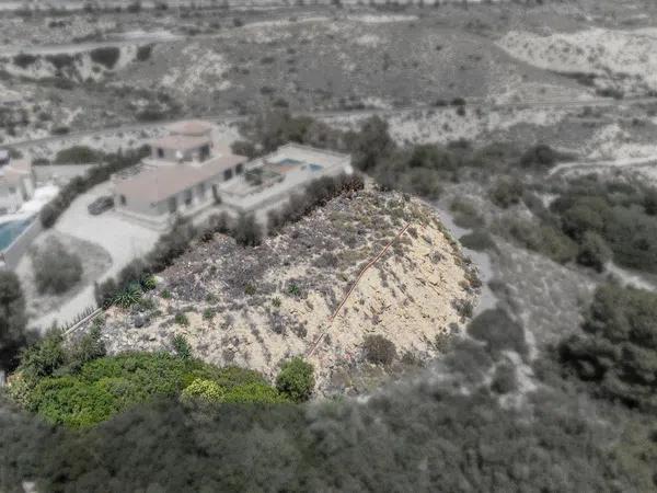 Terreno en calle Benimantell