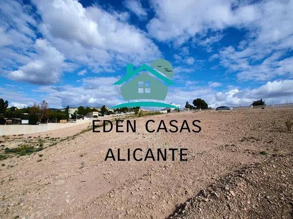 Terreno en calle Isla de Pascua, 20