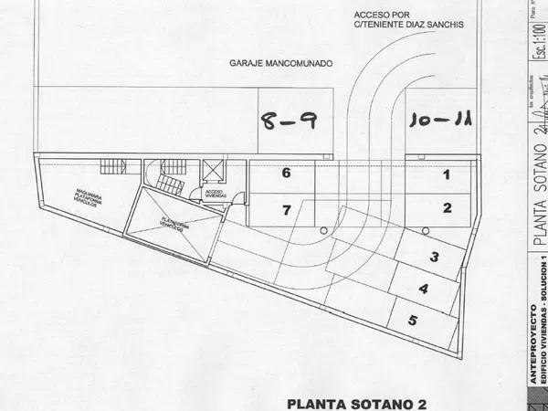 Terreno en ronda del Castillo, 84