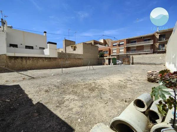 Terreno en calle Alcoy