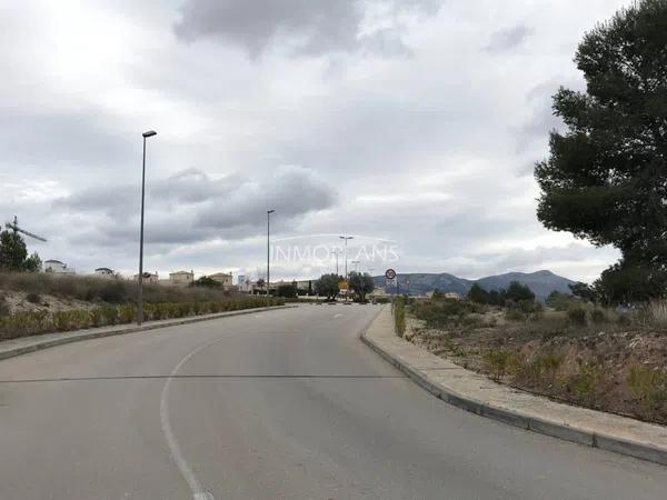 Terreno en calle San Vicent del Raspeig