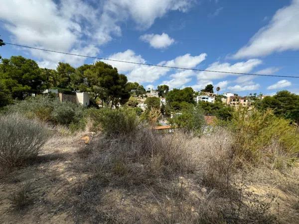 Terreno en Cala Advocat - Baladrar