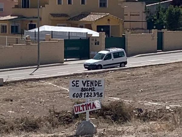 Terreno en calle del Plaer, 24