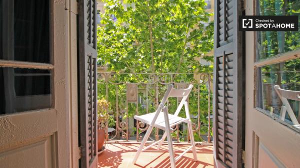 Preciosa habitación en alquiler en el Eixample, Barcelona