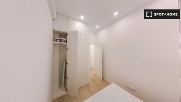 Apartamento de 2 dormitorios en Chamberí, Madrid