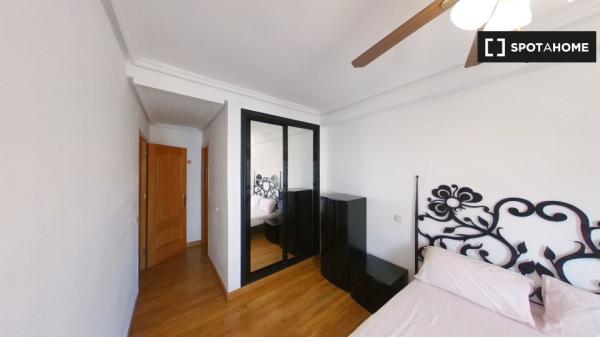 Apartamento de 3 habitaciones en alquiler en Madrid