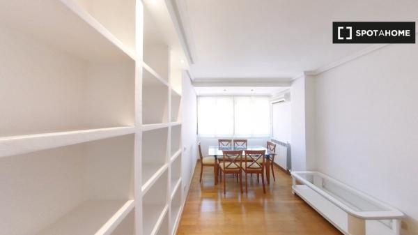 Apartamento de 3 habitaciones en alquiler en Madrid