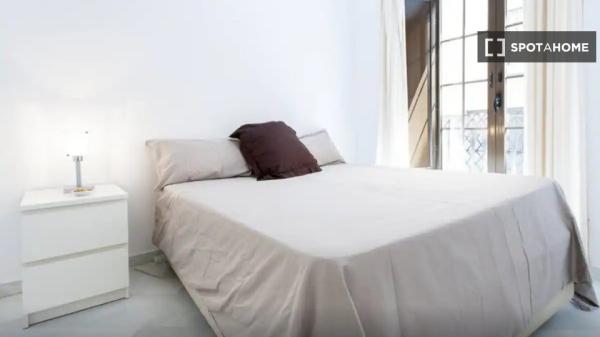 Apartamento de 1 dormitorio en alquiler en Casco Antíguo, Sevilla