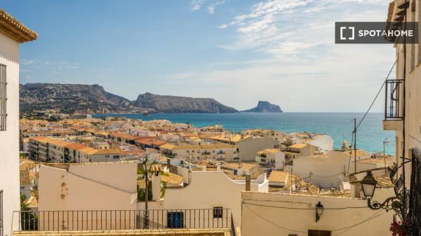 Apartamento de 1 dormitorio en alquiler en Altea, Alicante