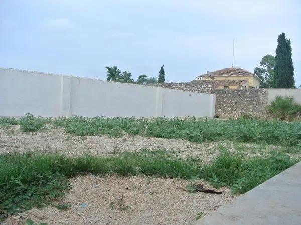 Terreno en avenida de Gandia