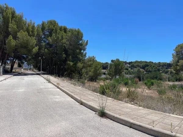 Terreno en calle Benimaurell