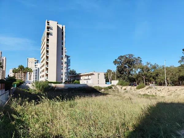 Terreno en Puerto Deportivo