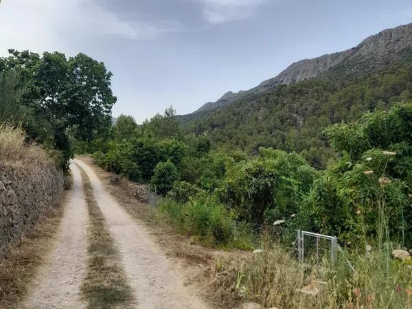 Terreno en Guadalest