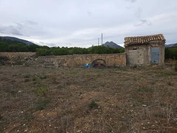 Terreno en Alcalalí