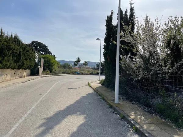 Terreno en calle Pozoblanco