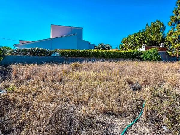 Terreno en calle les Salines