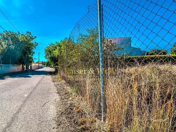 Terreno en calle les Salines