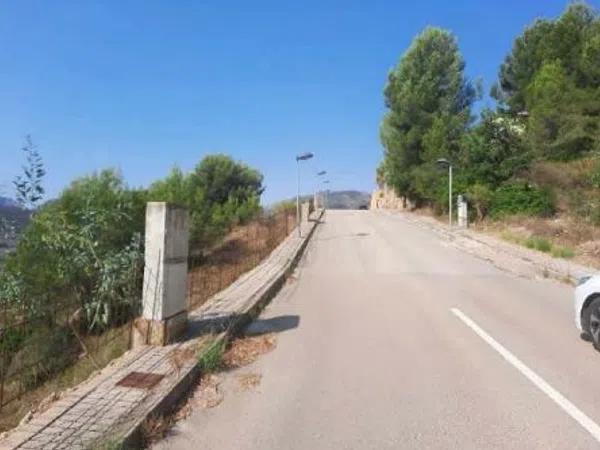 Terreno en Urbanización la Almazara