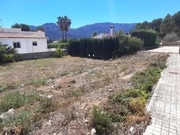 Terreno en Alcalalí