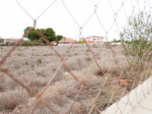 Terreno en calle Zarzas, 18