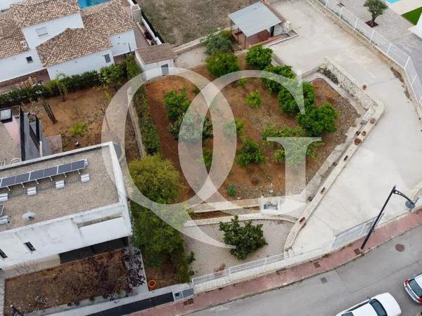 Terreno en calle Metge Antonio Ortolá Abad