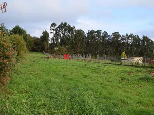 Terreno en Aldea Lombao