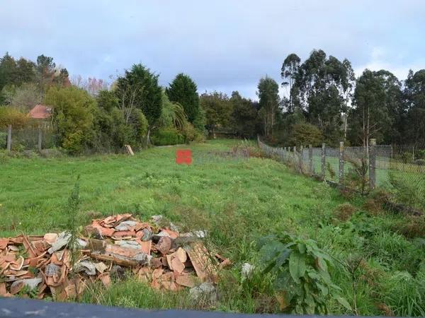 Terreno en Aldea Lombao