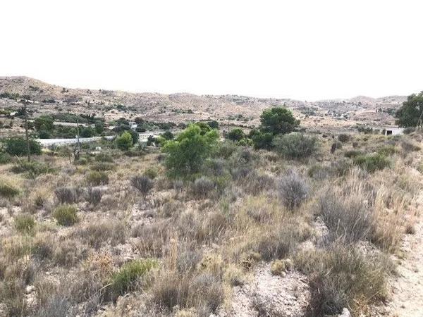 Terreno en avenida Cabeçó d'Or