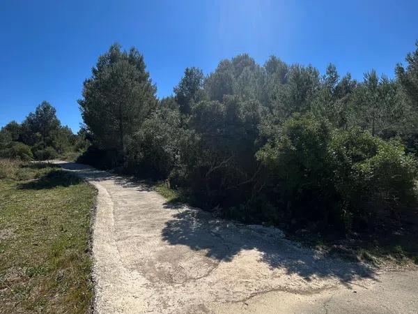 Terreno en Poligono 1, 490