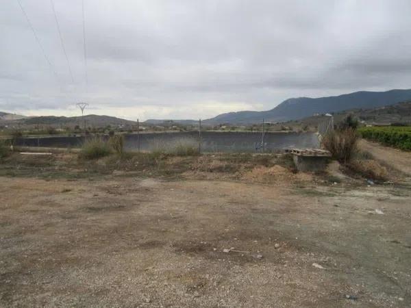 Terreno en Hondón de las Nieves