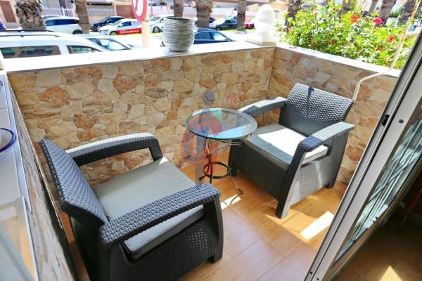 Chalet adosado en calle les Vinyes, 131