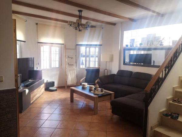 Chalet en Los Montesinos