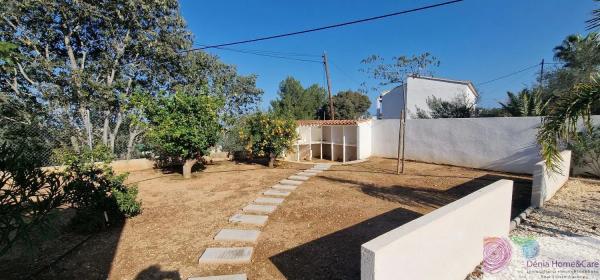 Casa independiente en calle Morera