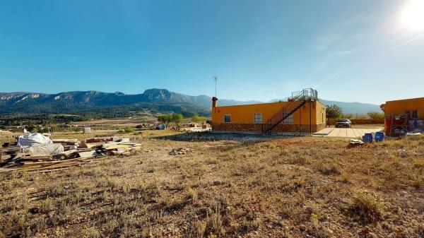 Casa independiente en Partida Umbria Baja de Algayat