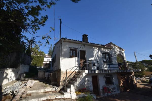 Casa independiente en calle Haya