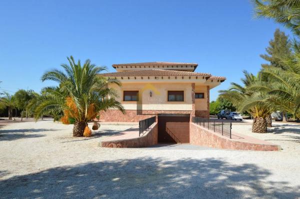 Chalet en Granja de Rocamora