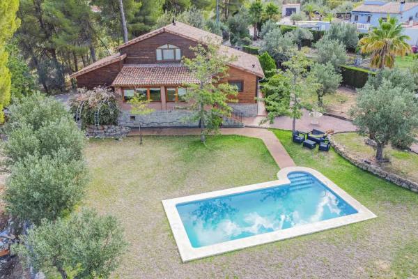 Chalet en Orba