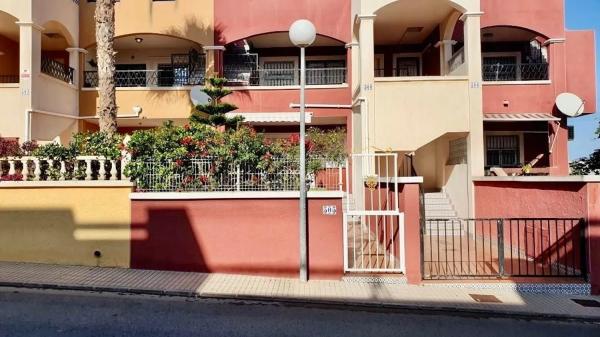 Casa independiente en calle Lago de Sanabria