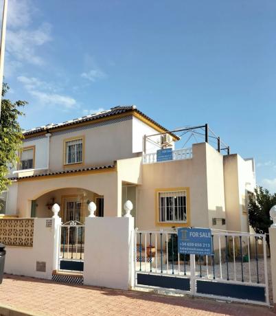 Chalet en Barrio Los Balcones - Los Altos del Edén