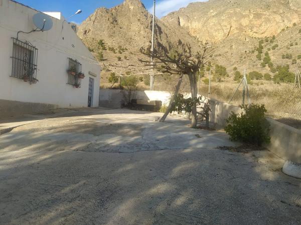 Casa rural en calle Francisco Tormo de Haro, 24